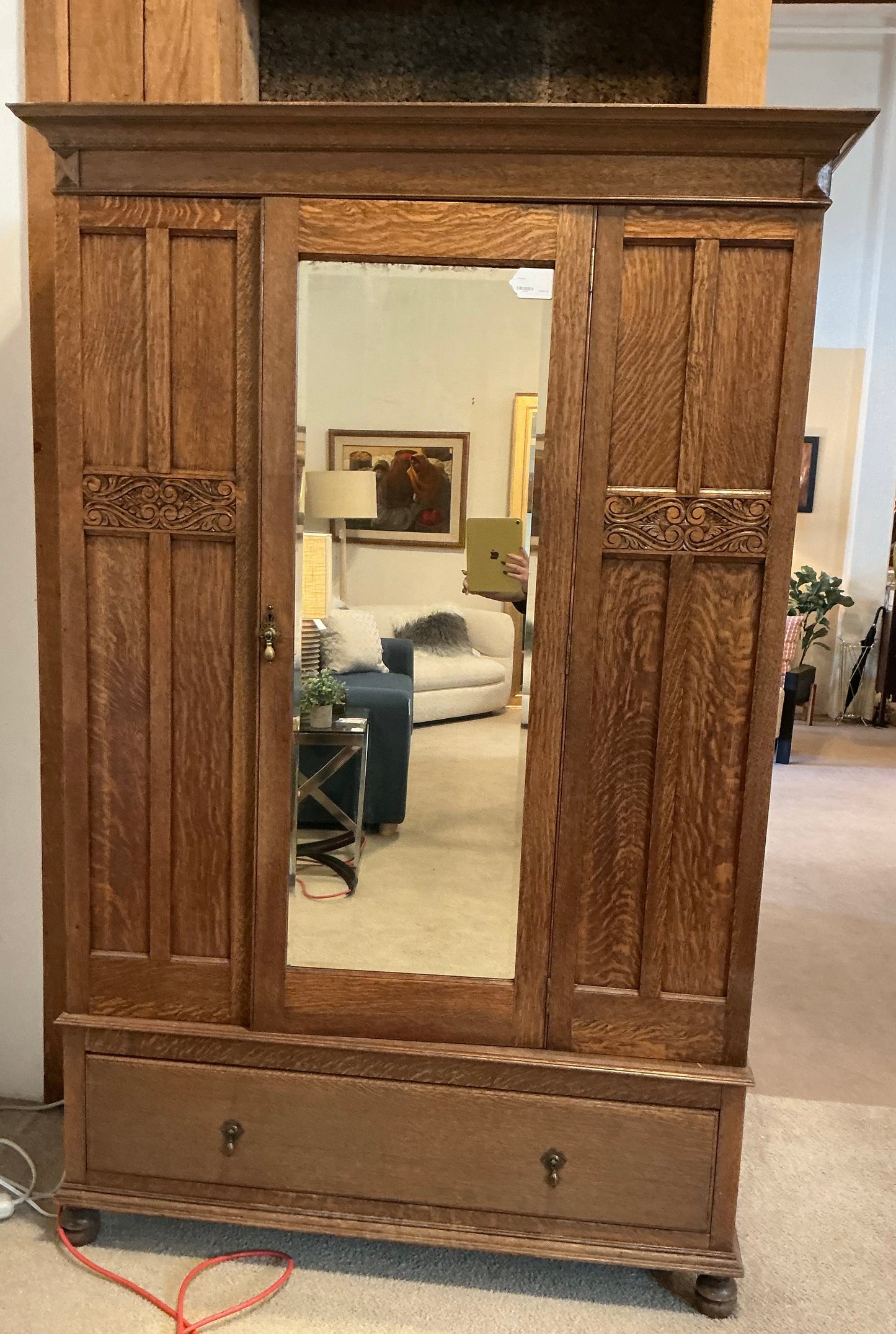 Armoire