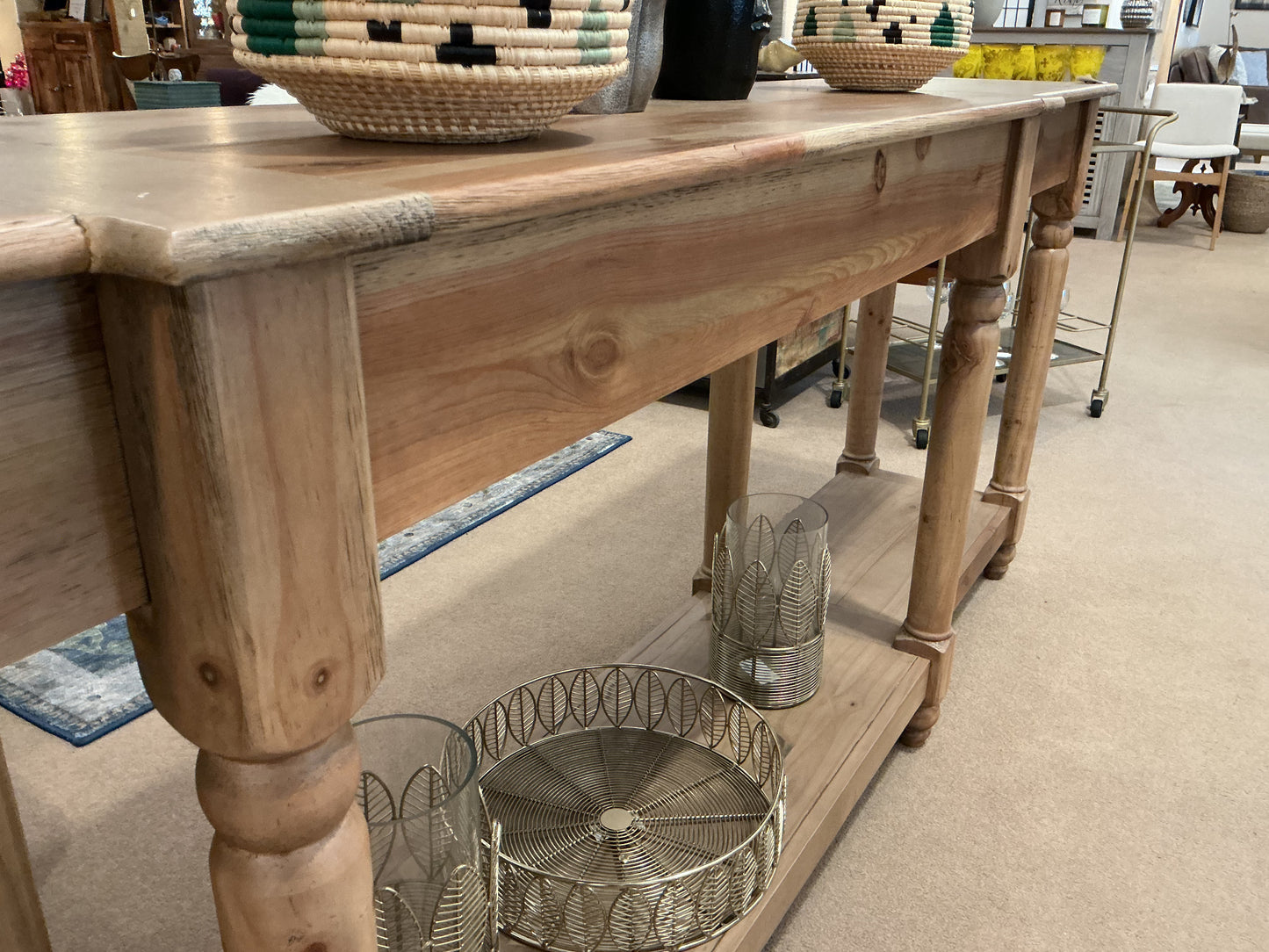 LG SOFA TABLE